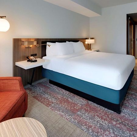 Hilton Garden Inn Haymarket Экстерьер фото