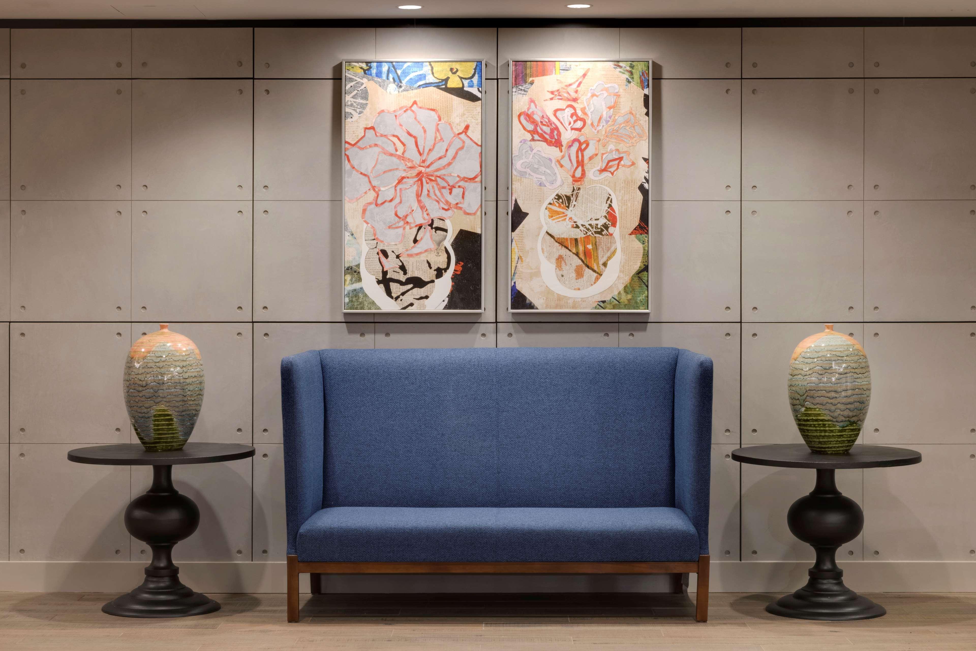 Hilton Garden Inn Haymarket Экстерьер фото