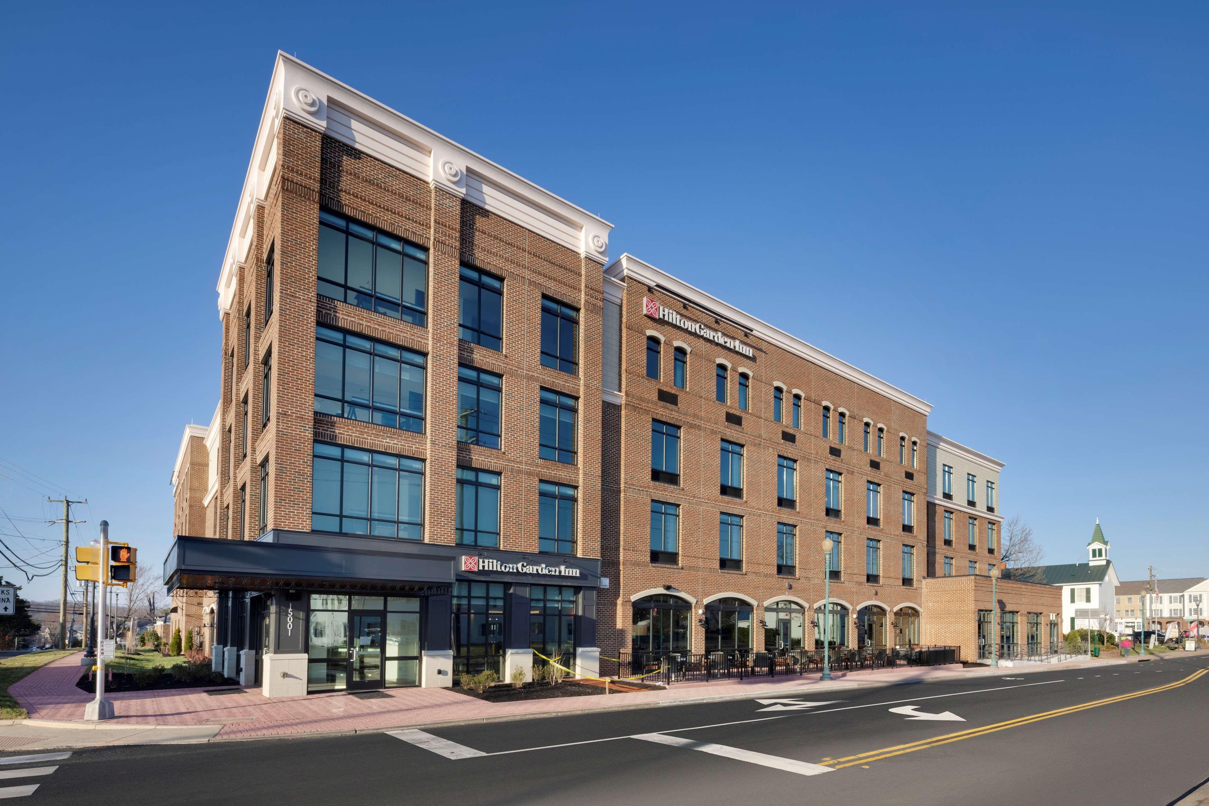 Hilton Garden Inn Haymarket Экстерьер фото