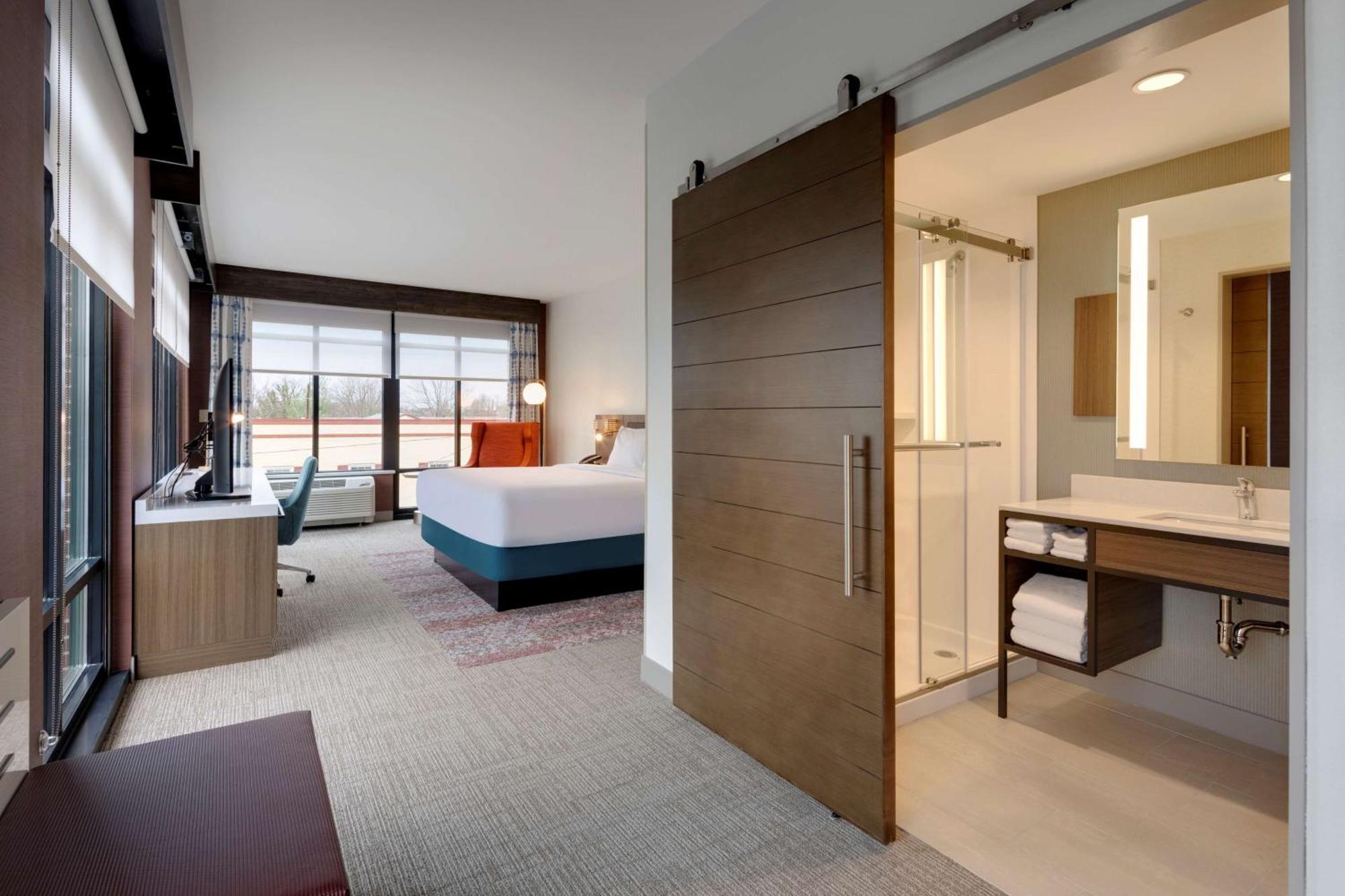 Hilton Garden Inn Haymarket Экстерьер фото